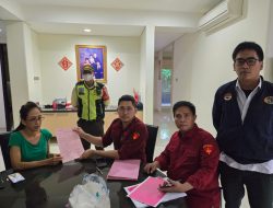 Tim Direktorat UHLBEE Kejagung dan Jaksa Eksekutor Kejari Jakpus Sita Eksekusi Rumah 300 M2 Milik Terpidana Tony Budiman